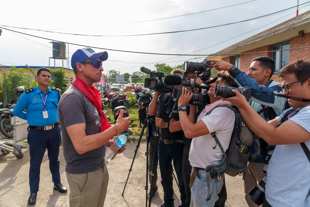 4ceb3afaeec0c43a40192a45ee8e33b0