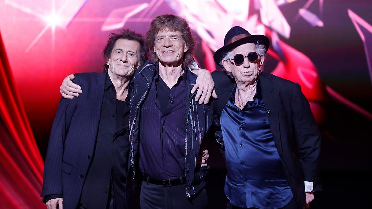 Die Rolling Stones: Ronnie Wood (v.l.), Mick Jagger und Keith Richards denken auch im hohen Alter nicht ans Aufhören.