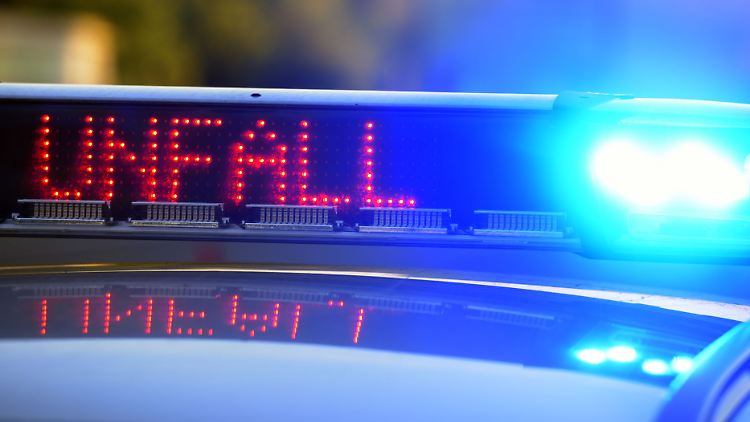 Warum der Autofahrer in Gegenrichtung fuhr, soll ermittelt werden.
