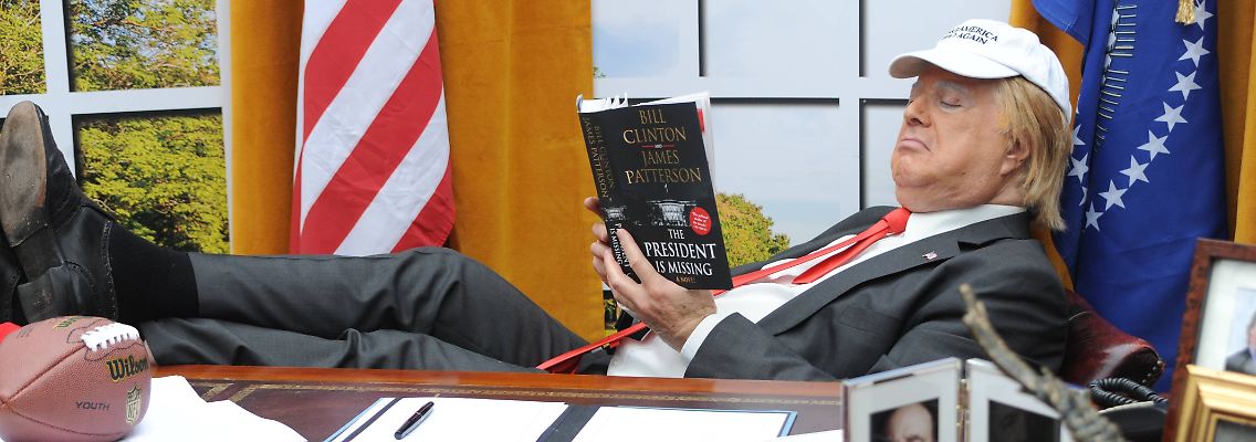 trump liest.jpg