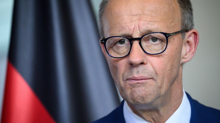 "Russland ist ein Risiko für die Sicherheit diesseits und jenseits des Atlantiks", sagt Merz. 