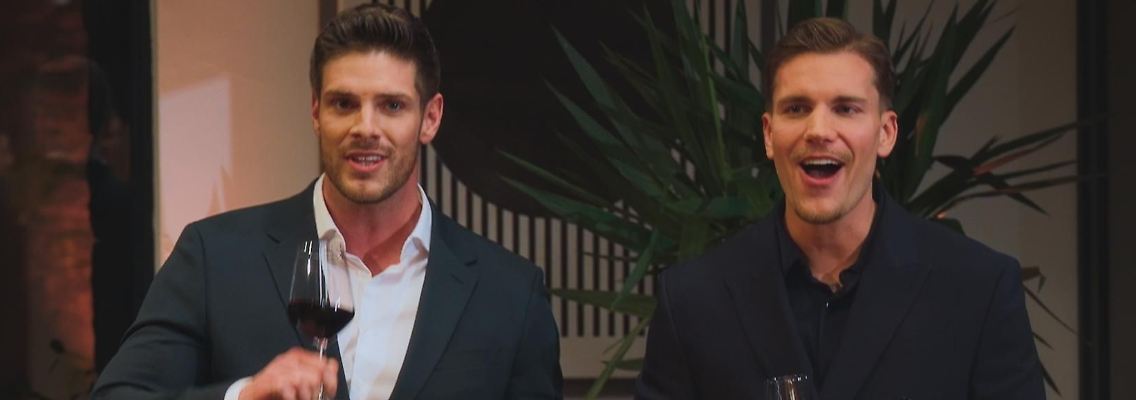 Die beiden Bachelors können den Beginn ihrer abenteuerlichen Liebesreise kaum erwarten - Quelle RTL.jpg