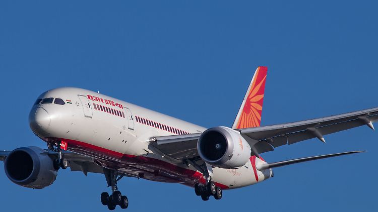 Laut Aufzeichnungen von Flightradar24 war das Flugzeug mehr als zehn Jahre alt.