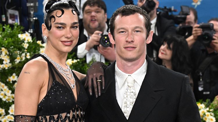 Wollen zusammen alt werden: Dua Lipa und Callum Turner.