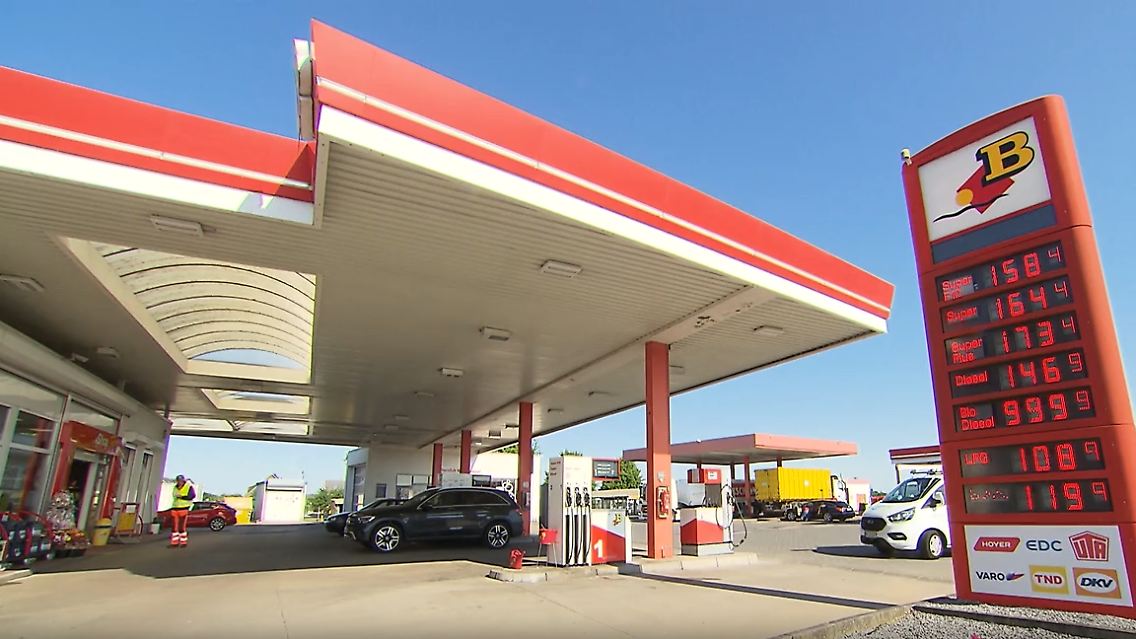 Tankstelle.png