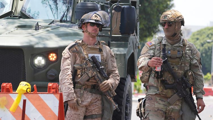 Rund 200 Marineinfanteristen sollen im Raum Los Angeles eingesetzt werden, um Gebäude des Bundes sowie Bundesbedienstete zu schützen.