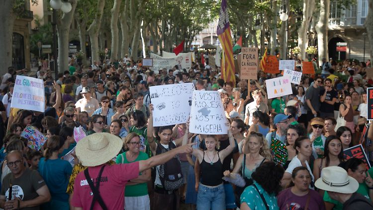 Spanien Massentourismus.jpg