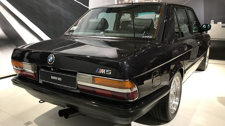 Wolf im Schafspelz: Optisch unterschied sich der erste, 286 PS starke BMW M5 (E28) kaum von einem 105 PS leistenden BMW 518i.