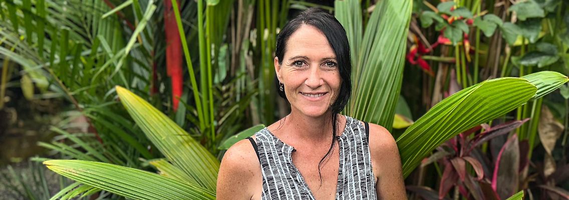 Steht auf tätowierte Männer und sucht ihr Liebesglück auf Bali: Pferdewirtin Carmen.