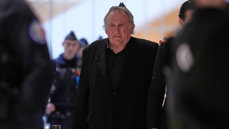 Gérard Depardieu weist die Gewaltvorwürfe gegen sich zurück.