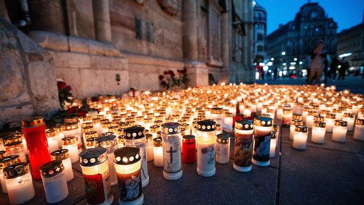 Der Attentäter hatte vor einer Woche in Graz neun Kinder und eine Erwachsene erschossen. Danach beging er Suizid. 