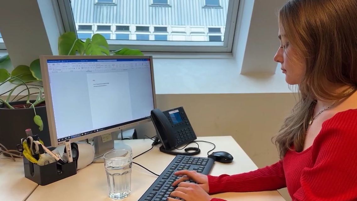 Krank im Büro.jpg