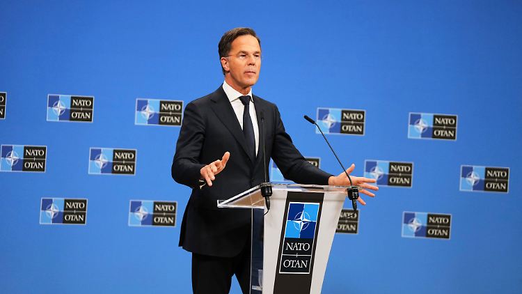 Rutte verkündet "großartige Neuigkeiten": Elf Jahre nach der Einführung wird das Zwei-Prozent-Ziel bei den Verteidigungsausgaben in der gesamten Nato eingehalten.  