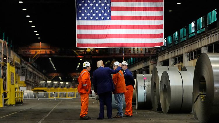 Ohne Zustimmung des US-Präsidenten kann der neue Eigner von US Steel keine Werke schließen oder verlagern oder andere grundlegende Entscheidungen treffen. 