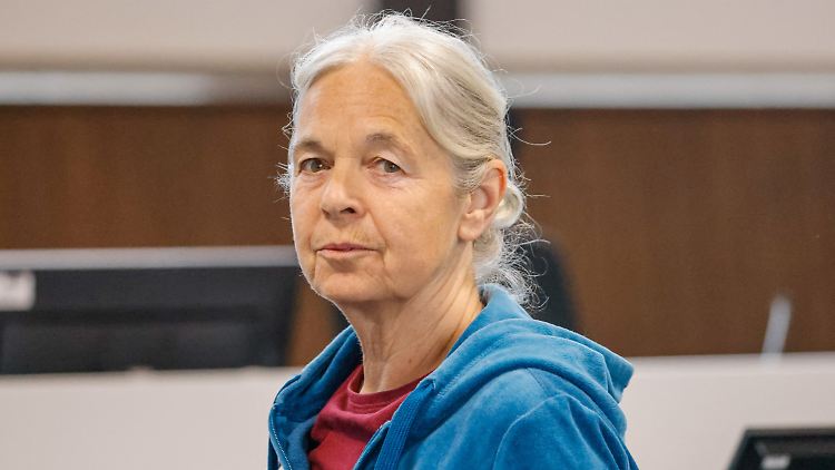 Ex-RAF-Terroristin Daniela Klette muss sich vor dem Landgericht Verden verantworten. 
