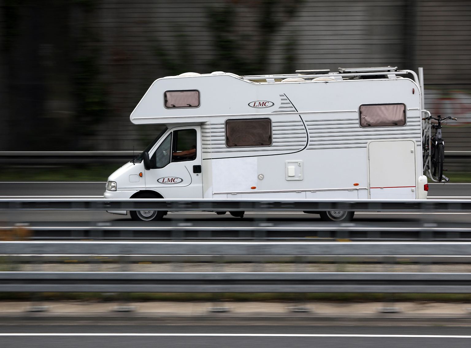 Mit Neuheiten am oberen und unteren Ende seiner Wohnmobil-Palette hat der Caravaning-Hersteller LMC (Lord Münsterland Caravan) seinen Modelljahrgang 2026 vorgestellt. 