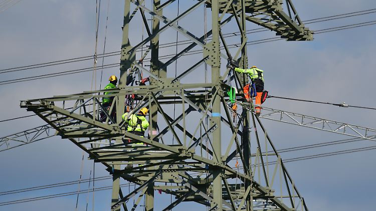 Deutschland investiert viele Milliarden in den Netzausbau.