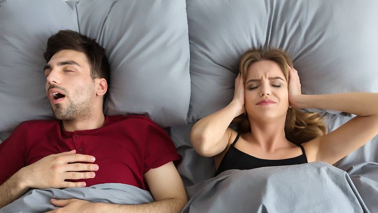 Frauen leiden häufiger als Männer unter den nächtlichen Geräuschen ihrer Partner.