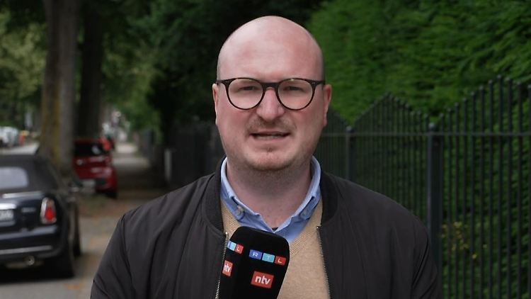 Nils Fischer-Stahl.jpg