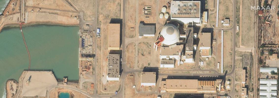 Das Satellitenbild zeigt die Atomreaktoren am Standort Buschehr an der Küste des Persischen Golfs im Iran Anfang des Jahres.