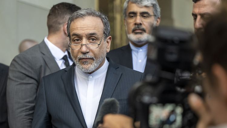 "Das weitere Vorgehen" des Iran will Araghtschi morgen mit Putin besprechen.