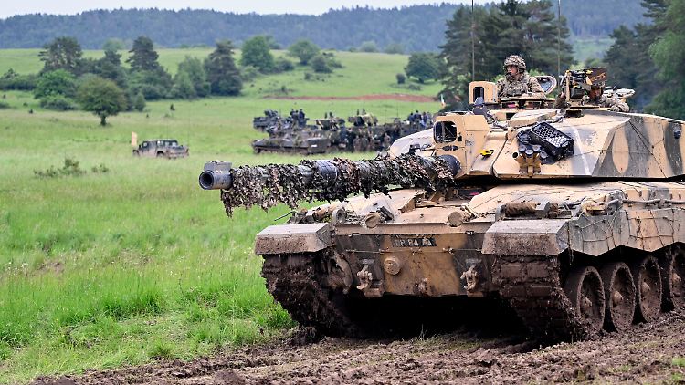 Kampfpanzer bei einem NATO-Manöver in der Oberpfalz im vergangenen Jahr. 