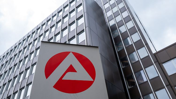 Die Zahl der Aufstocker stieg im Jahresschnitt zuletzt wieder an.