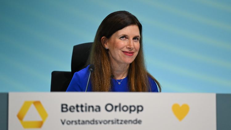 Seit Oktober 2024 Vorstandsvorsitzende ihrer Bank: Bettina Orlopp.