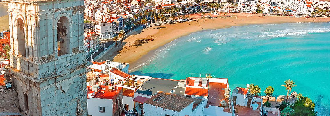 Günstiger Sommerurlaub gesucht? Valencia bietet eine gelungene Mischung aus Strand, historischen Sehenswürdigkeiten und Kultur.