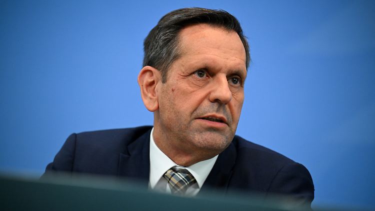 "Wir schaffen das, einen Weg zu finden, dass die Kommunen nicht belastet werden", sagte Lies. 