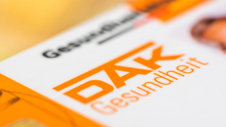 Die Krankenkasse DAK hält die Darlehen des Bundes für "Strohfeuer". 