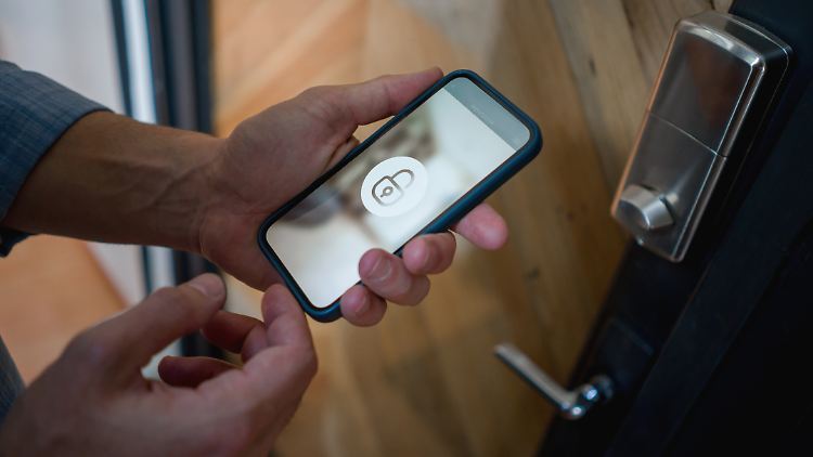 Smarte Türschlösser ermöglichen den Zugang via persönlichem Code.