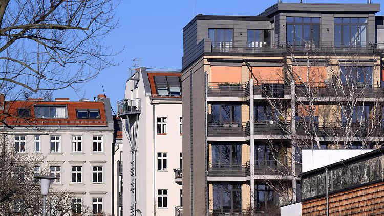 Wohnen in Ballungsräumen wie Berlin ist für viele Menschen kaum bezahlbar.