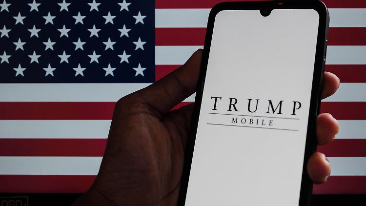 Tech-Analyst Dan Ives schätzte zwischenzeitlich, dass es Jahre dauern würde, bis ein iPhone in Amerika gebaut werden könne.