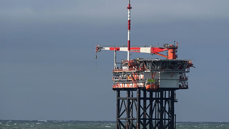 Von einer neuen Plattform in der Nordsee vor der Insel Borkum fördert der Energiekonzern One-Dyas seit Kurzem Erdgas. (Archivbild)