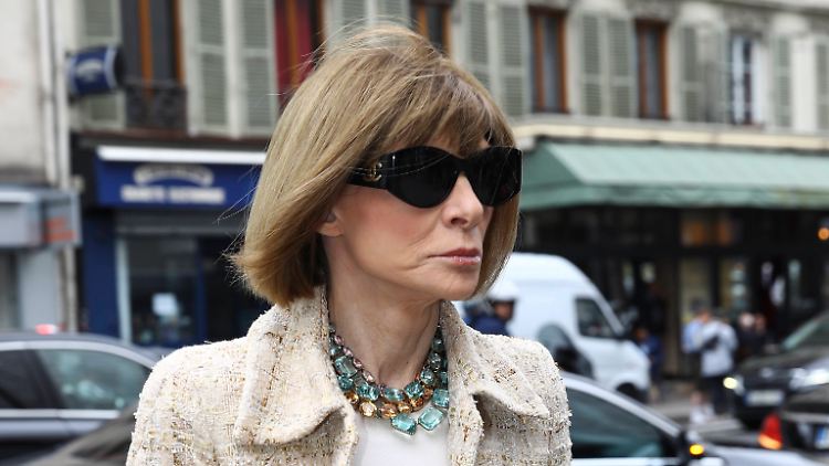Anna Wintour trägt Sonnenbrille: 37 Jahre leitete sie die US-Ausgabe der "Vogue". 