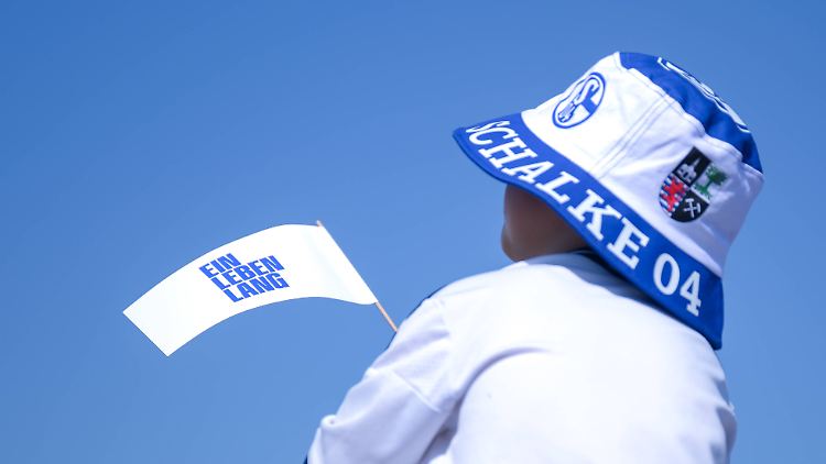 Schalke 04 ist am ersten Spieltag direkt gefordert. Hertha BSC ist dann zu Gast.