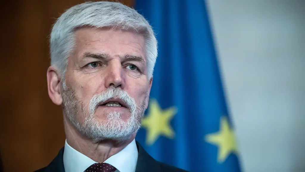 Tschechiens-Praesident-Petr-Pavel-nimmt-an-einer-Pressekonferenz-teil