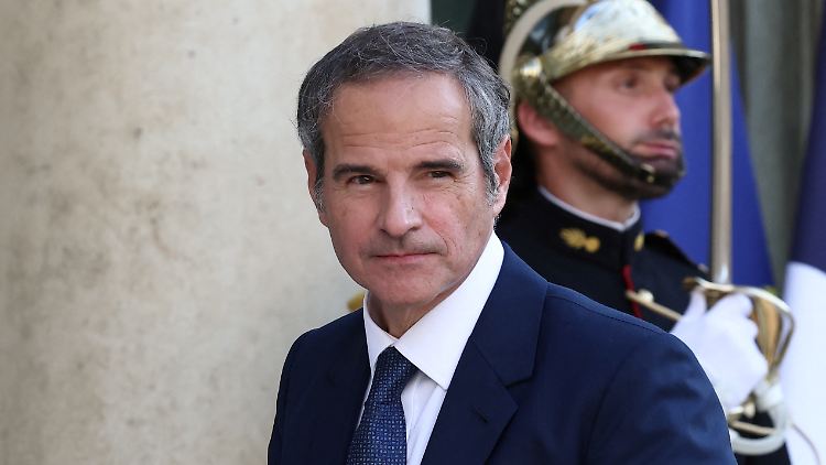 Grossi bei einem Paris-Besuch in dieser Woche.