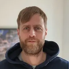 fittosize-400-0-149-149-e49f8e0aa7094c6b5fc8fbe81330cb04-tobias-nordmann-300px