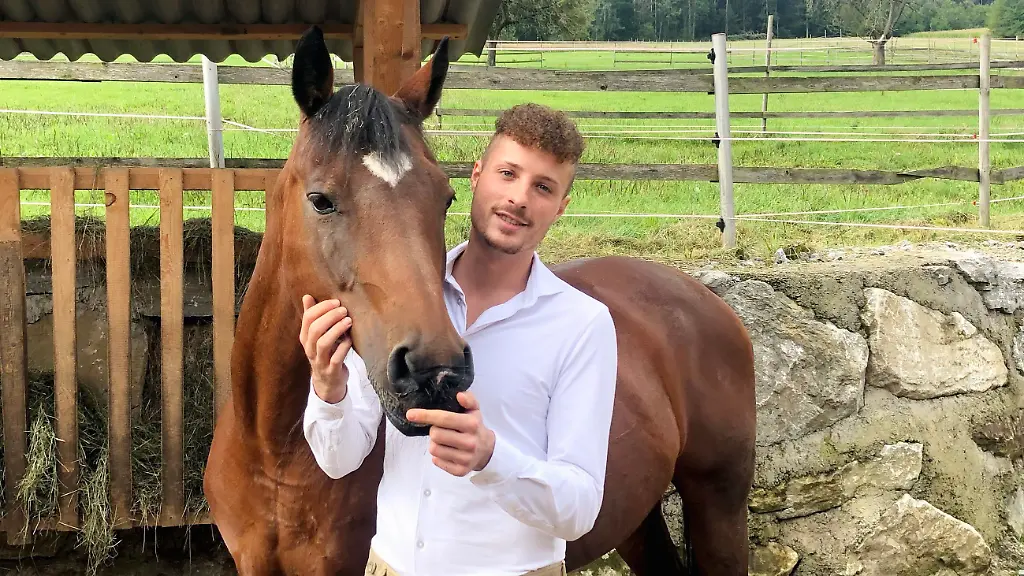 Pferdewirt-Johannes-aus-Oesterreich-legt-ein-ordentliches-Tempo-vor-Quelle-RTL