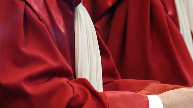 Öffentlicher Streit über Vorschlagsrechte für das Bundesverfassungsgericht ist nicht im Sinne der Neutralität, kritisiert der Anwaltsverein. 