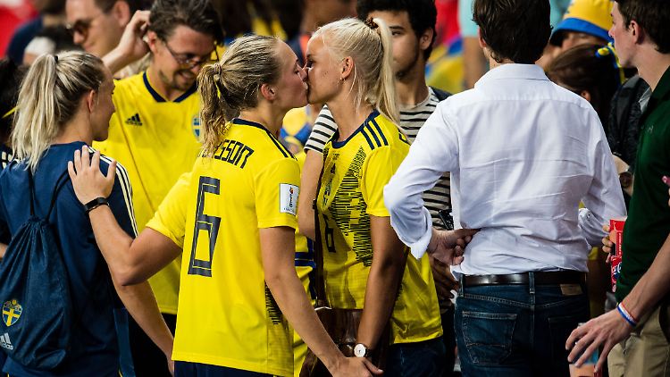 Dieses Foto von Magdalena Eriksson und Pernille Harder ging 2019 um die Welt.