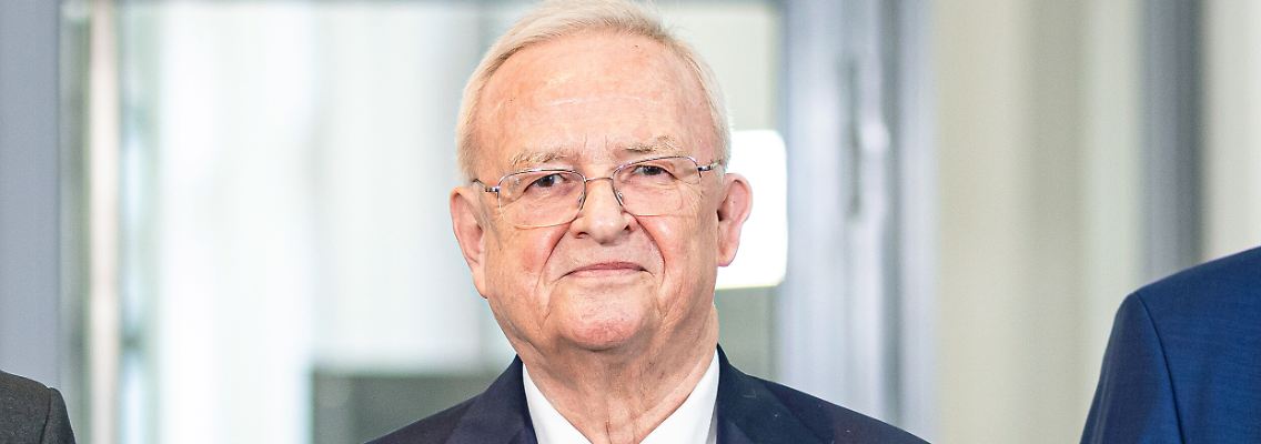 Martin Winterkorn, ehemaliger Vorstandsvorsitzender der Volkswagen AG, während seines Strafprozesses im Landgericht Braunschweig im September 2024.