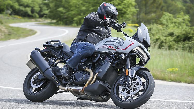 Wer in dieser Klasse extreme Kurvenagilität sucht, muss sich anderswo umschauen.