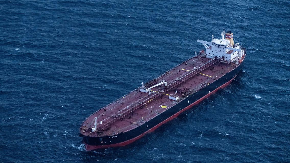 Der Öltanker Eventin - ein Schiff der russischen Schattenflotte, das trotz der Sanktionen gegen Moskau Öl ausliefert