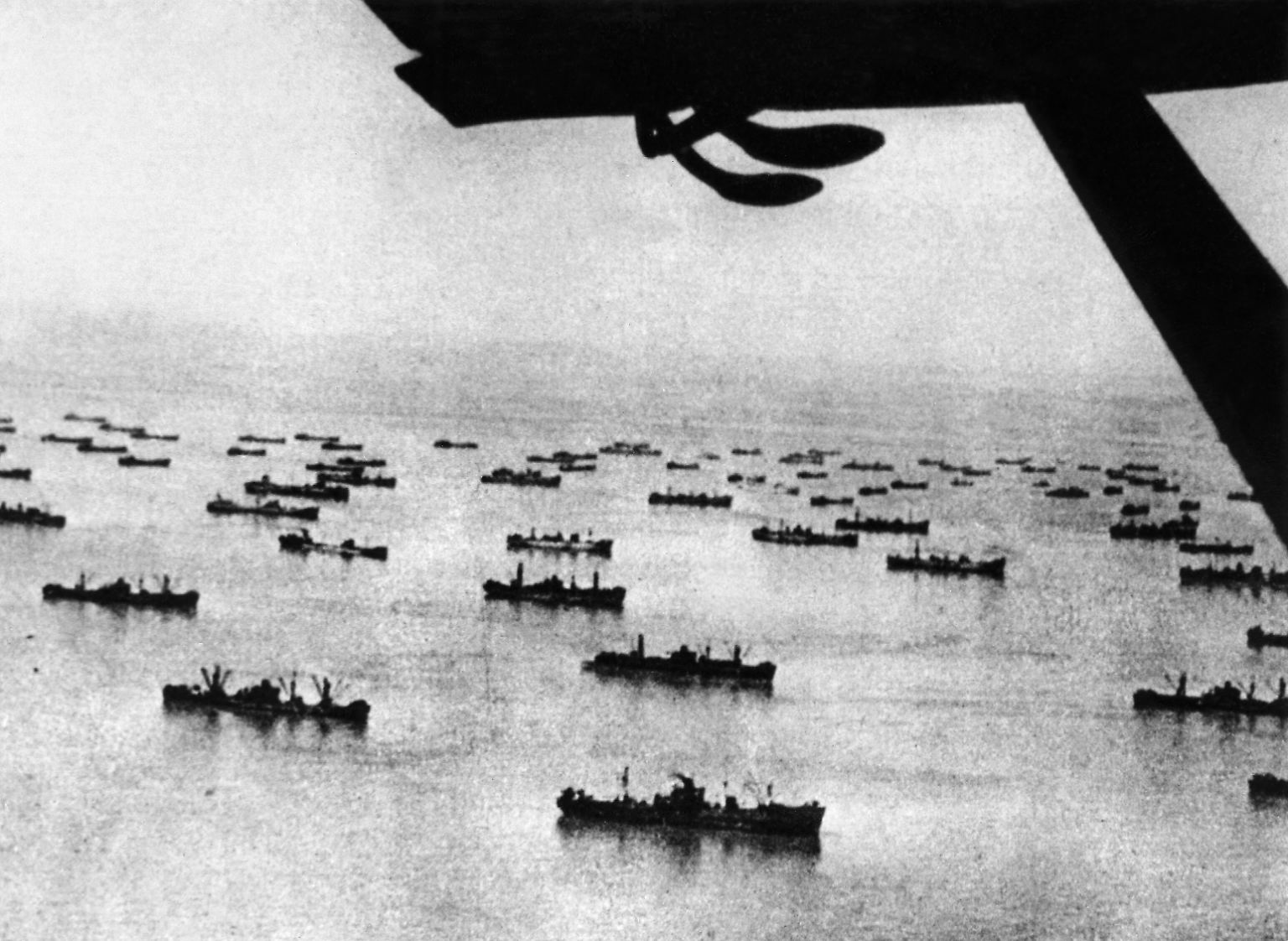 Es ist die bis dahin größte amphibische Invasion der Geschichte.