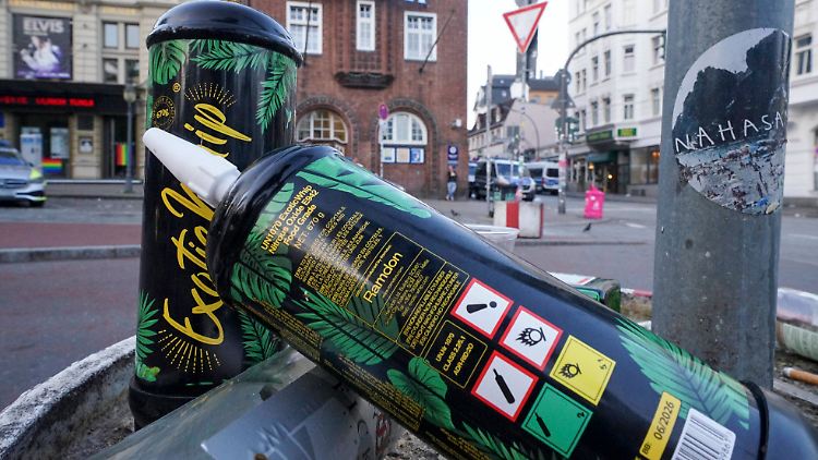 Durch einen Ballon inhaliert verpasst sich manch Partygänger mit Lachgas einen sehr kurzen, aber intensiven Rausch. Im schlimmsten Fall drohen bleibende neurologische Schäden.