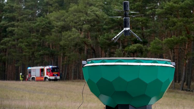 Waldbrand-Drohne des deutschen Unternehmens Dryad: aufklären und bekämpfen.