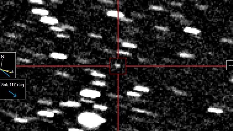 Aufnahme des interstellaren Objekts 3I/Atlas (Bildmitte).